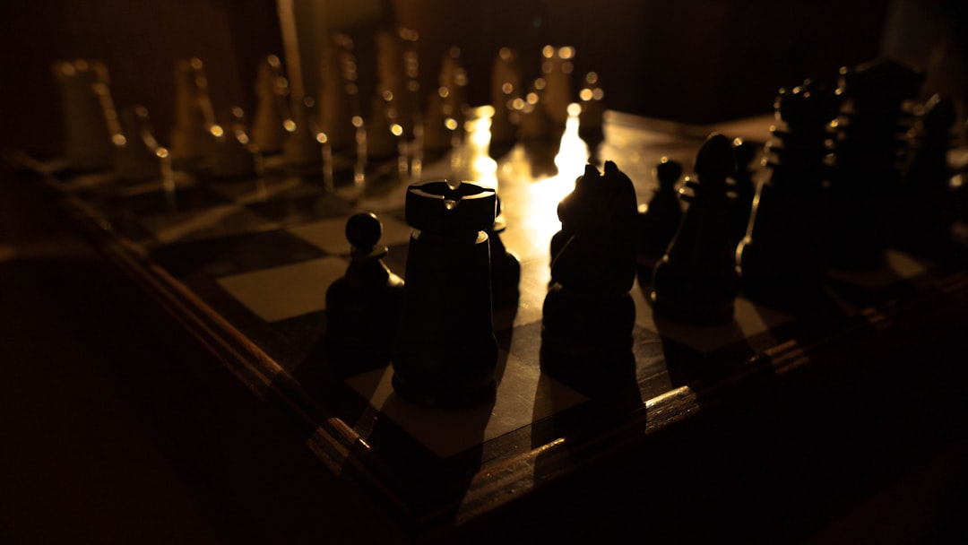 棋趣联盟开盒九步：从摆托到发牌